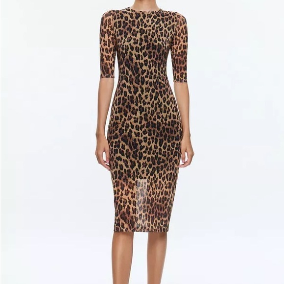 Alice + Olivia Dresses & Skirts - Alice + Olivia Delora Midi Dress Leopard Print